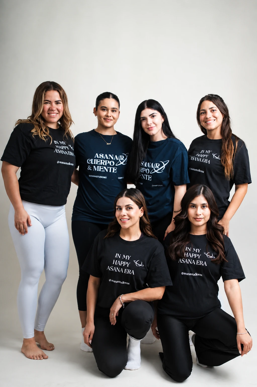 Equipo de maestras de Asana Studio